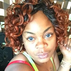 Meet your Posher, Victoria